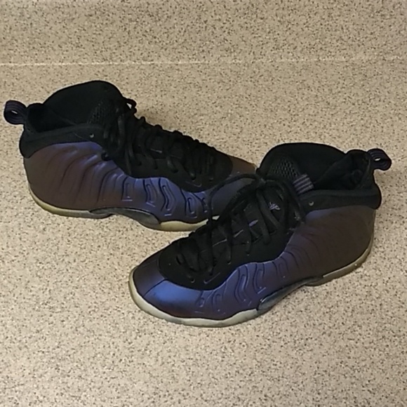 Nike Shoes - Nike Foamposites 5y or 6.5 womens